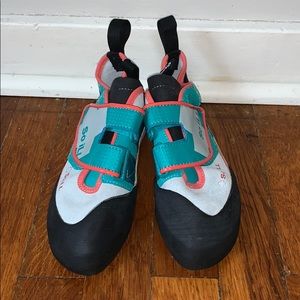 So ill Rock Climbing Shoes